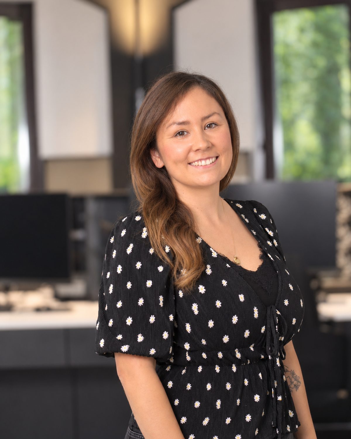 Nina, Zahntechnikermeisterin bei Holistic Smile Design in Norderstedt